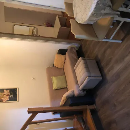 Nevia A/5 Apartman *