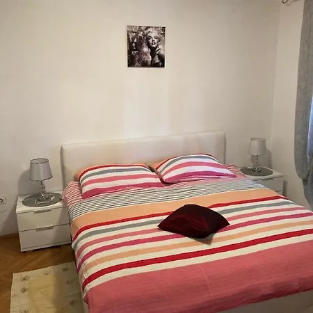 Nevia A/5 Lägenhet Poreč